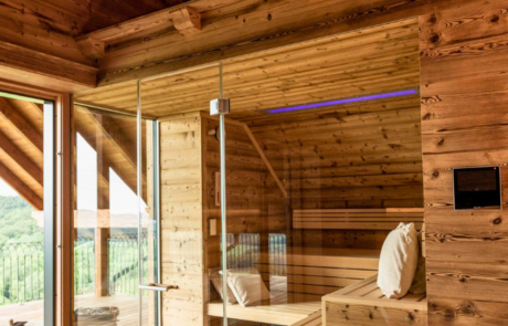 Wandverkleidung aus Holz