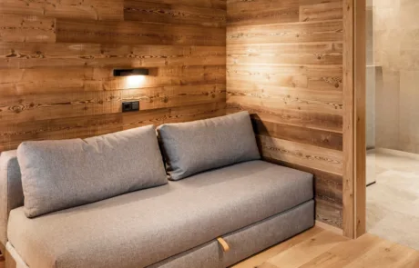 Wandverkleidung aus Holz