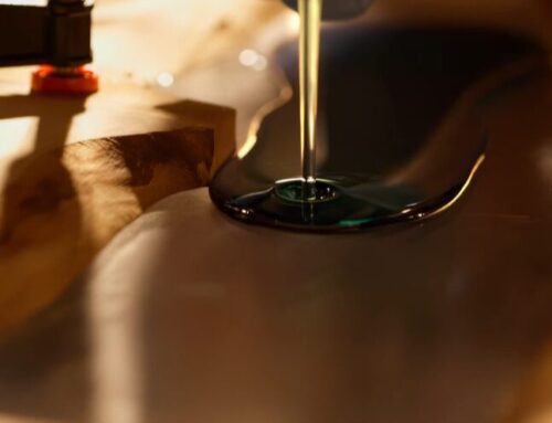 DIY-Anleitung: So bauen Sie Ihren eigenen Epoxidharz-River Table