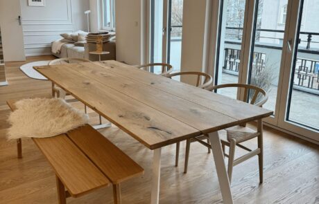 Massivholz-Esstisch aus Eiche