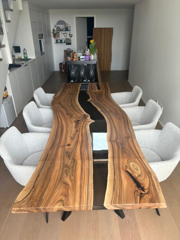 Nussbaumtisch Solaro mit Epoxidharz und Ansteckplatte – Bild 5